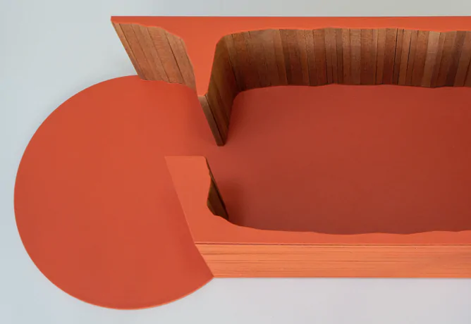 Bovenaanzicht van de ingang van Onrustruimte 2